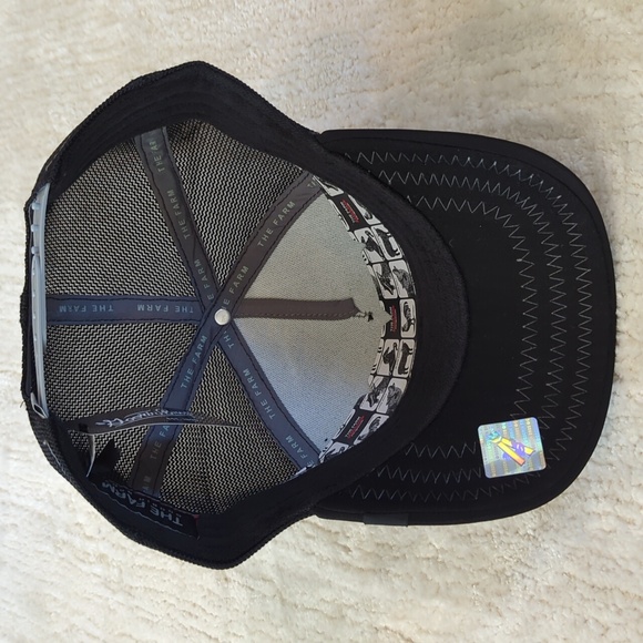 Goorin Bros Hellcat Animal Farm Snapback Trucker Hat - Picture 6 of 6